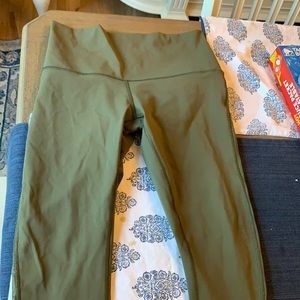 Lululemon leggings size 10